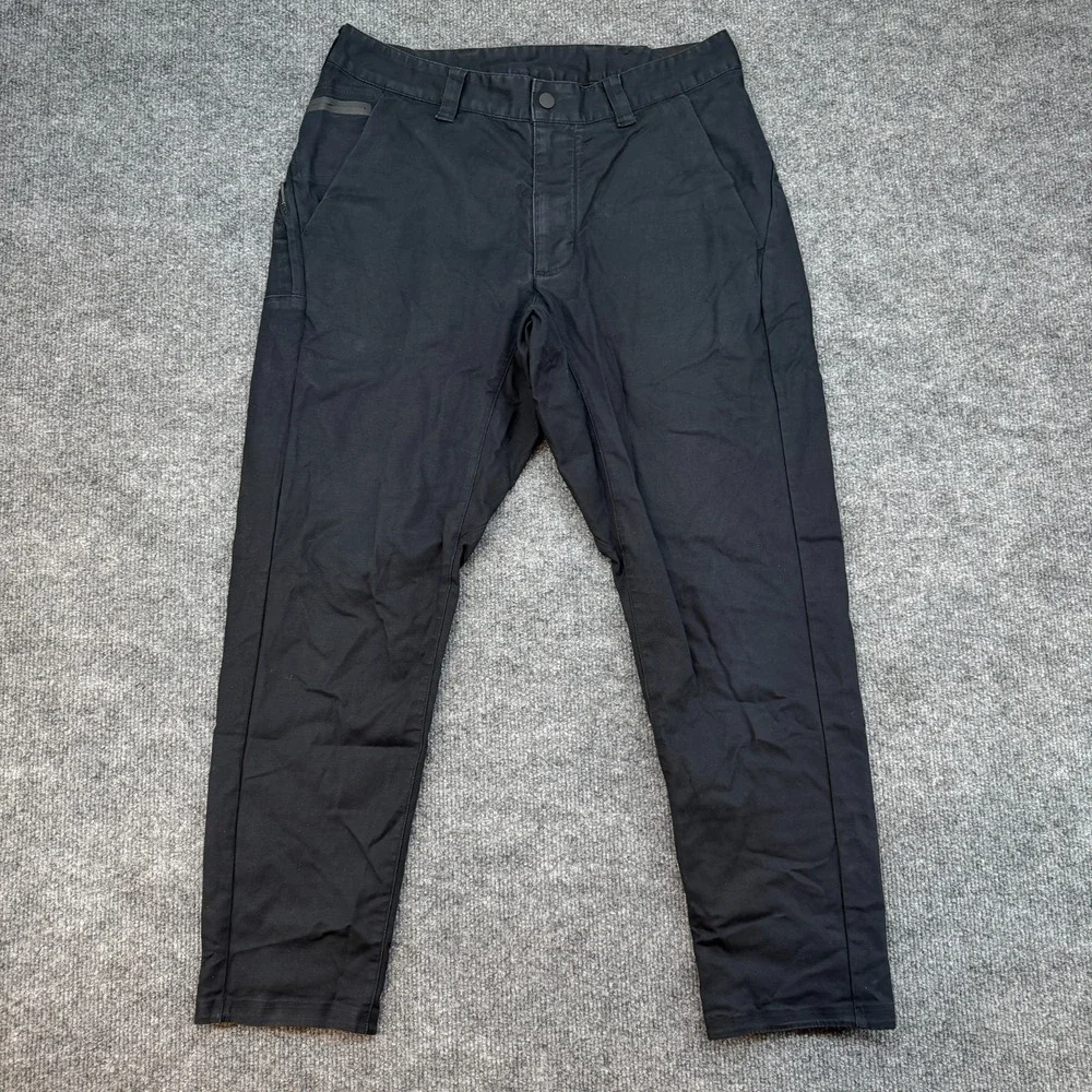Nike Men's Cotton Blend Bonded Woven Black Cropped Pants Size 30, 876972-010